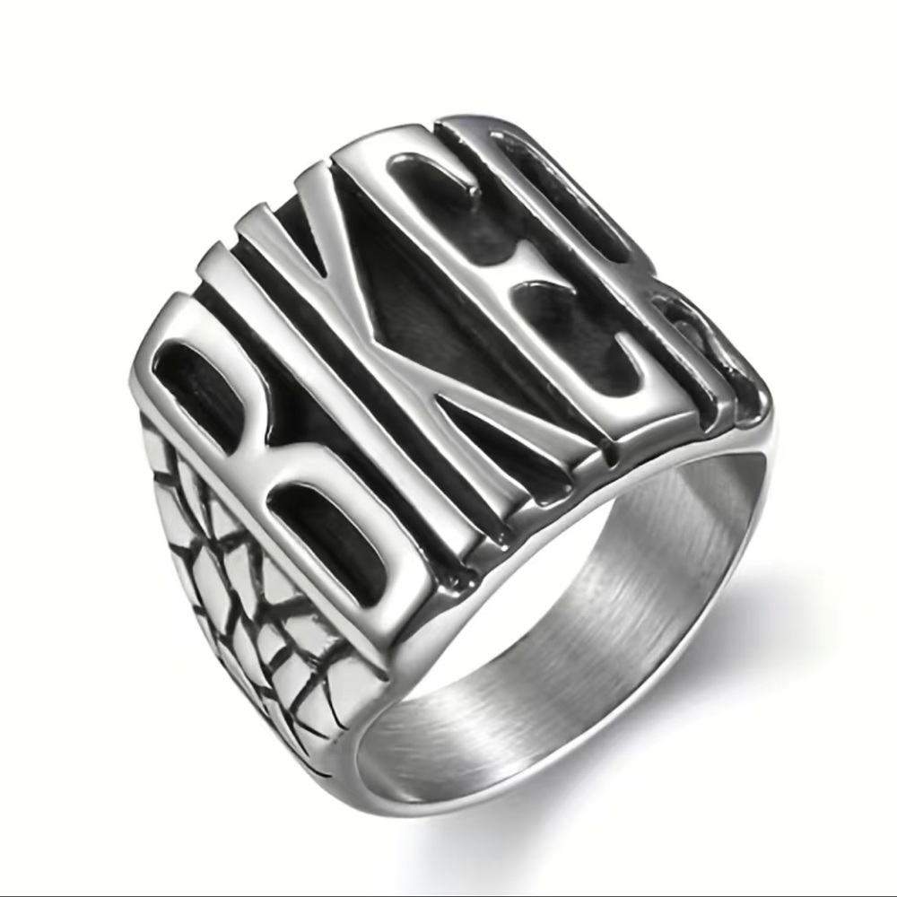 NWOT BIKER ring sz 13